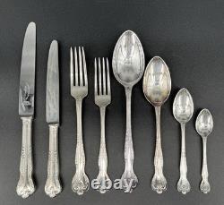 110-Piece Postons Lonsdale Plate Sheffield Silverplate Cased Flatware Set London