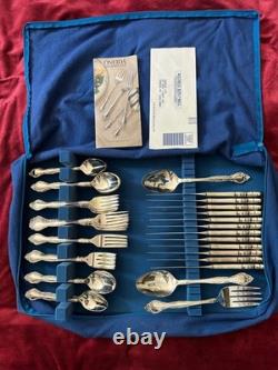 12 settings Community Oneida Affection Silverplate Flatware + serving and case
