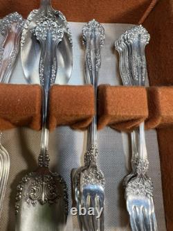 1847 ROGERSAVON PATTERN SILVERPLATE190164 PCS WithDOVETAIL BOXVGC