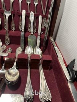 1847 ROGERSOLD COLONYPARTIAL SET WithMANY RARE PIECESEXCELLENT CONDITION