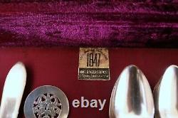 1847 ROGERS BROS FIRST LOVE SILVERPLATE FLATWARE 55 Piece Set plus Wood Chest