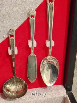 1847 ROGER Bros ETERNALLY YOURS IS Set Silverware Set Service for 12
