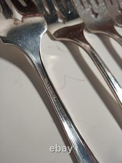 1847 Roger Bros Silverware Set Remembrance Pattern 8 Place Setting 83 Pieces