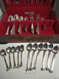 1847 Roger Bros Silverware Set Remembrance Pattern 8 Place Setting 83 Pieces