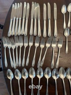 1847 Roger's Brothers IS Daffodil Silverware Setting for 12 People Great cond