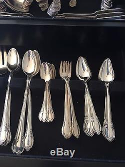 1847 Rogers 120Pc REMEMBRANCE Silver Plate Flatware Set w Chest 10 Settings EXTR