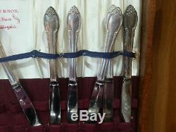 1847 Rogers Bros 64pc. Set of Remembrance Silverplate Flatware with Wooden Box
