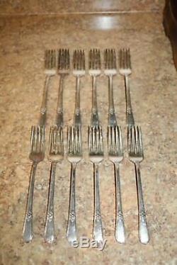 1847 Rogers Bros. 75 Piece Adoration Silverplate Flatware Set with Case