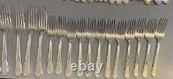 1847 Rogers Bros ANCESTRAL 1924 Silver Plate Flatware Set 80P Service for 12