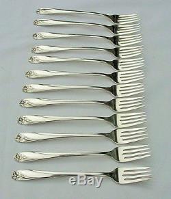 1847 Rogers Bros DAFFODIL 90 Piece Flatware Silverware Set Place Setting for 12