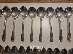 1847 Rogers Bros Daffodil Silverware Flatware IS Set For 8 People 66 Pcs Vtg