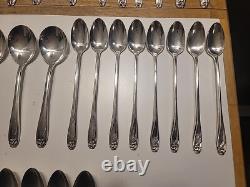 1847 Rogers Bros Daffodil Silverware Flatware IS Set For 8 People 66 Pcs Vtg