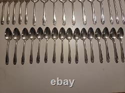 1847 Rogers Bros Daffodil Silverware Flatware IS Set For 8 People 66 Pcs Vtg