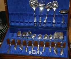 1847 Rogers Bros. Daffodils Silverplate Silverware Service for Twelve 66 Pieces
