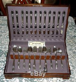 1847 Rogers Bros FIRST LOVE Flatware Set for 12 with Wood Chest 77 piecs Very Good