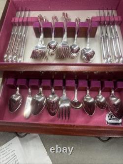 1847 Rogers Bros. Heritage 57 Pieces Service For 8 Wooden Storage Box (F3)