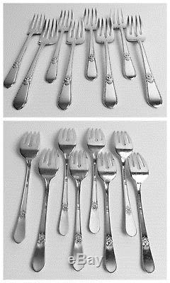 1847 Rogers Bros IS Silverplate ADORATION Service for 8 Flatware Set (62 pieces)