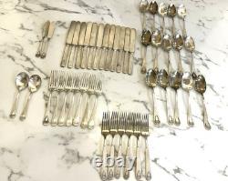 1847 Rogers Bros IS X8 Silverplate Flatware Hammered Gothic Arch 44 Pc Art Deco