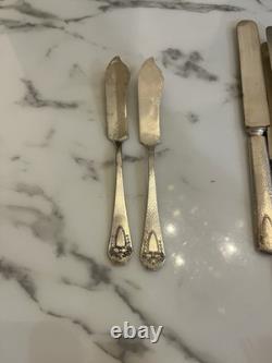 1847 Rogers Bros IS X8 Silverplate Flatware Hammered Gothic Arch 44 Pc Art Deco