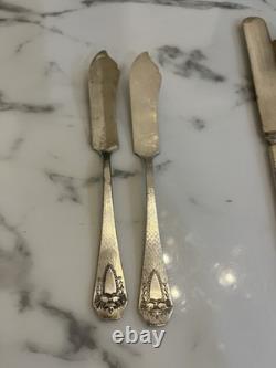 1847 Rogers Bros IS X8 Silverplate Flatware Hammered Gothic Arch 44 Pc Art Deco