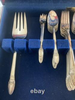 1847 Rogers Bros IS patten silver Flatware Set 62 Pc Vintage Silverware