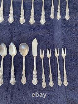1847 Rogers Bros I S Heritage 81 Pc Set Service Silverware Set, Silver Plated