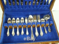 1847 Rogers Bros Remembrance Flatware Silverware 101 Pc Set 12 Service with Case