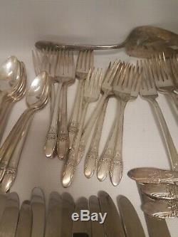1847 Rogers Bros Set First Love 5pc Service For 12, 92pcs Flatware