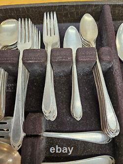 1847 Rogers Bros. Silverware IS Silverplate Lovelace Pattern 74 Pieces