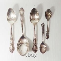 1847 Rogers Bros Vintage Silverplate Flatware Set with case 119 Pieces