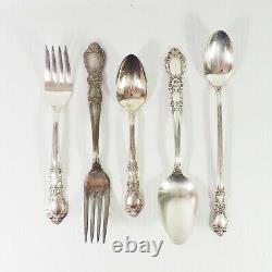 1847 Rogers Bros Vintage Silverplate Flatware Set with case 119 Pieces