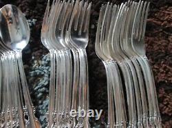 1847 Rogers Brothers IS Reflection Flatware Set for 8 + Extras & Service Pcs