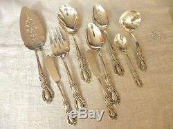 1847 Rogers GRAND HERITAGE Made in 1968 12 Place Settings Plus Serving Pieces