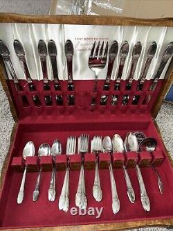 1847 rogers bros silverware set First Love 57 Piece Original Box