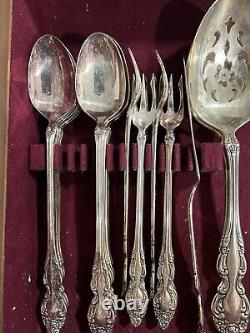 1881 Rogers Oneida Baroque Rose Silverware Set Silverplate112 Pieces