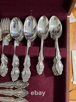 1881 Rogers Oneida Baroque Rose Silverware Set Silverplate112 Pieces