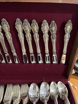 1881 Rogers Oneida Baroque Rose Silverware Set Silverplate112 Pieces