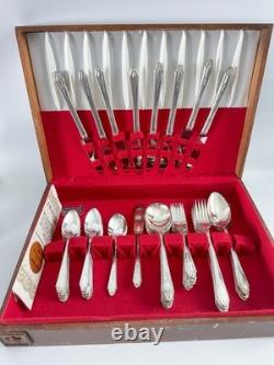 1881 Rogers Oneida KESWICK Silverplate Flatware Art Deco 53 Pc VGC