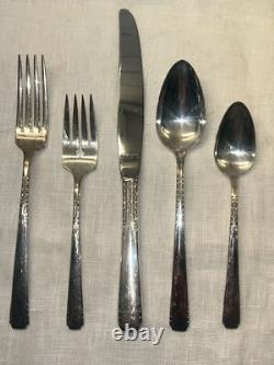 1881 Rogers Oneida Ltd Brookwood Banbury Silverplate Flatware 56 pc Set in Box