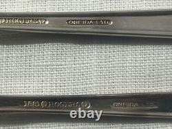 1881 Rogers Oneida Ltd Brookwood Banbury Silverplate Flatware 56 pc Set in Box