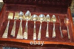 1936 Oneida Silverplate Coronation 105 Pieces Lots Of Extras In Original Box