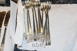 1936 Oneida Silverplate Coronation 105 Pieces Lots Of Extras In Original Box