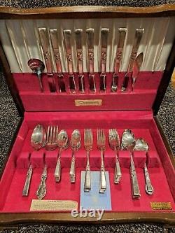 1940s 55Pc Silver Plate Flatware, Walnut Case ONEIDA COMMUNITY Silverware Set