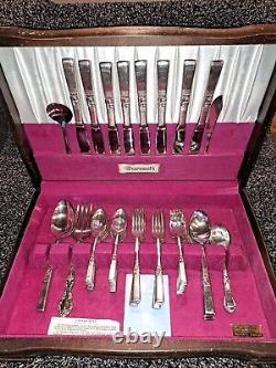 1940s 55Pc Silver Plate Flatware, Walnut Case ONEIDA COMMUNITY Silverware Set