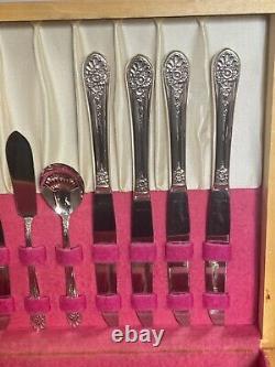 1953 Jubilee Wm Rogers International 52 Piece Dinner Flatware Silverware Set