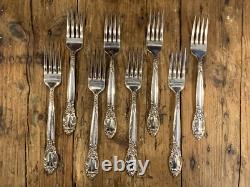 1953 Oneida Ballard Community Plate Silverware Set 7035 Mahogany Chest 56 pcs