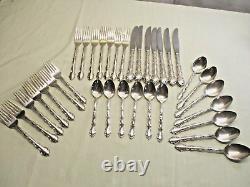 34 PCs 1968 TOWLE LONDONDERRY SILVERPLATE FLATWARE SET