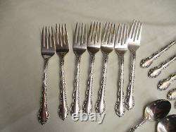 34 PCs 1968 TOWLE LONDONDERRY SILVERPLATE FLATWARE SET