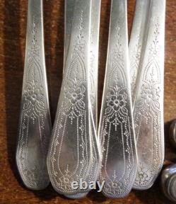 34 pcs VTG Oneida Paul Revere Silverplate Flatware 1927 VGC
