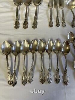 40 Pc Reed & Barton 1945 Festivity Silverplate Flatware Set No Monograms